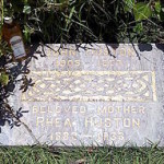 johnHuston-grave