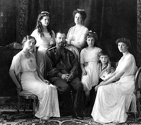 romanovRussian_Imperial_Family_1911