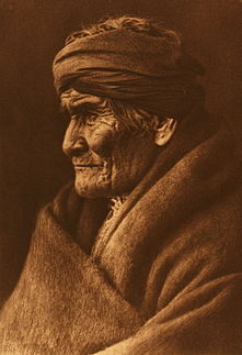 geronimoEdward_S__Curtis_Geronimo_Apache_cp01002v